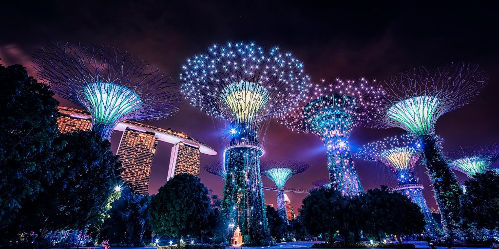 Gardens by the Bay, Singapore's must see attraction - Luxury Escapes. 