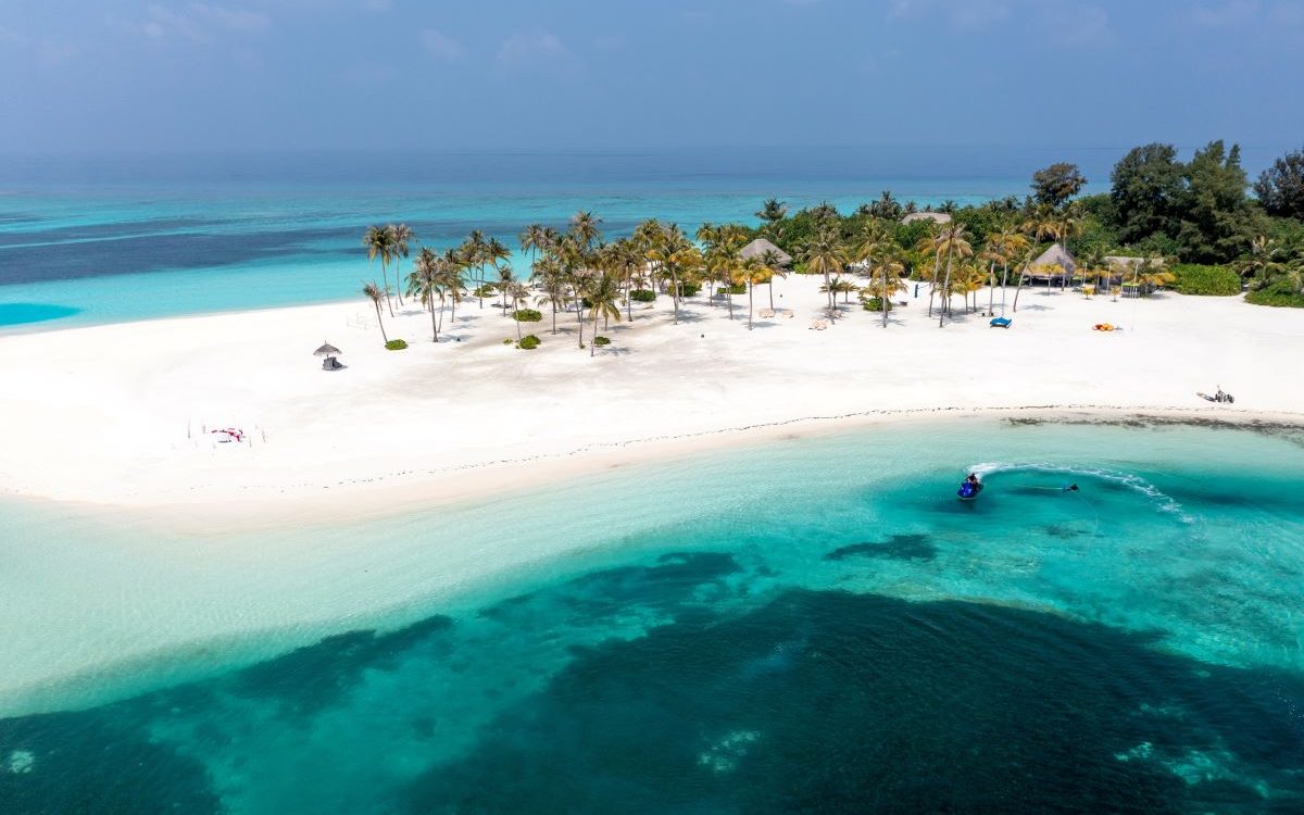 The Lhaviyani Atoll in the Maldives - Luxury Escapes 