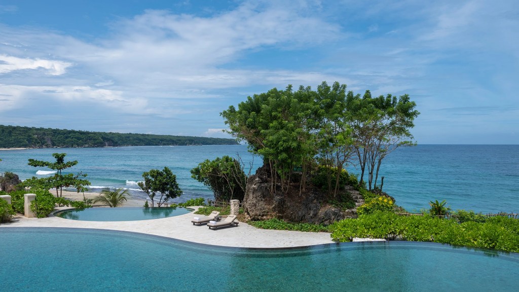 One of the oceanfront pools at Jumeirah Bali - Luxury Escapes
